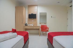Reddoorz Near Mt Haryono Semarang Hotell Rum bild